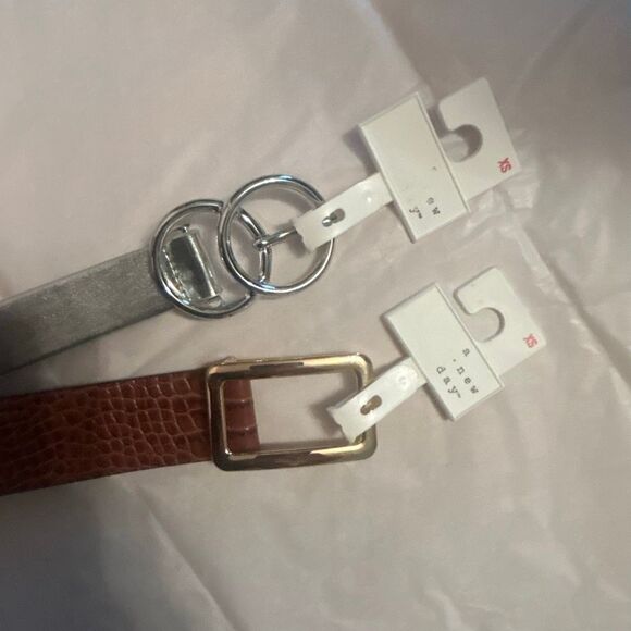 A New Day Women’s Belts – Bundle of 2 – Size XS – Brown Croc & Silver Metallic – - Picture 3 of 7